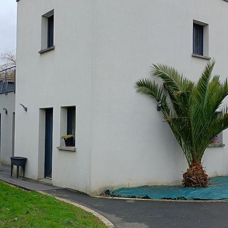 Grande Maison Entiere De 120M2 Epron Екстер'єр фото